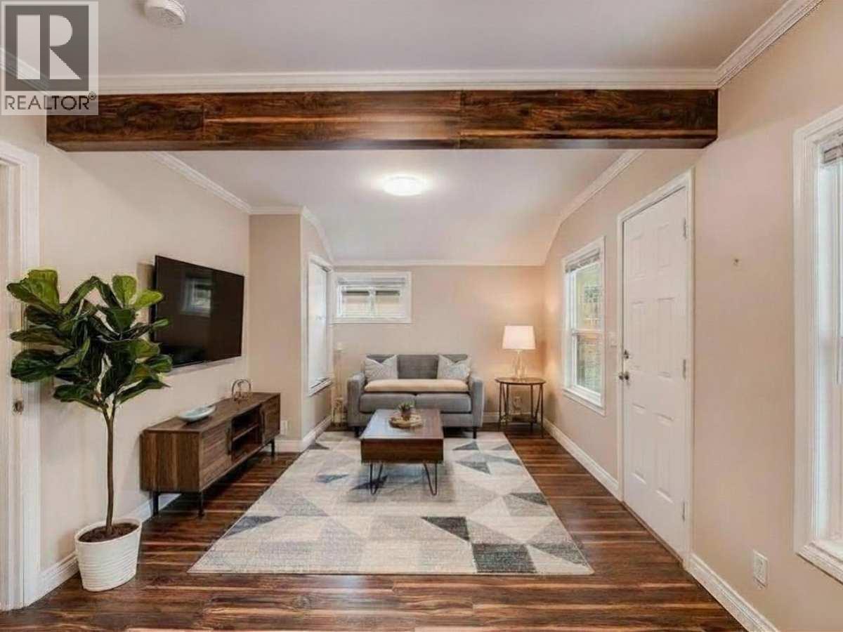 1767 Second Avenue, Trail