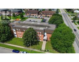 202 - 810 Kyle Court, Brockville, ON K6V6H6 Photo 8