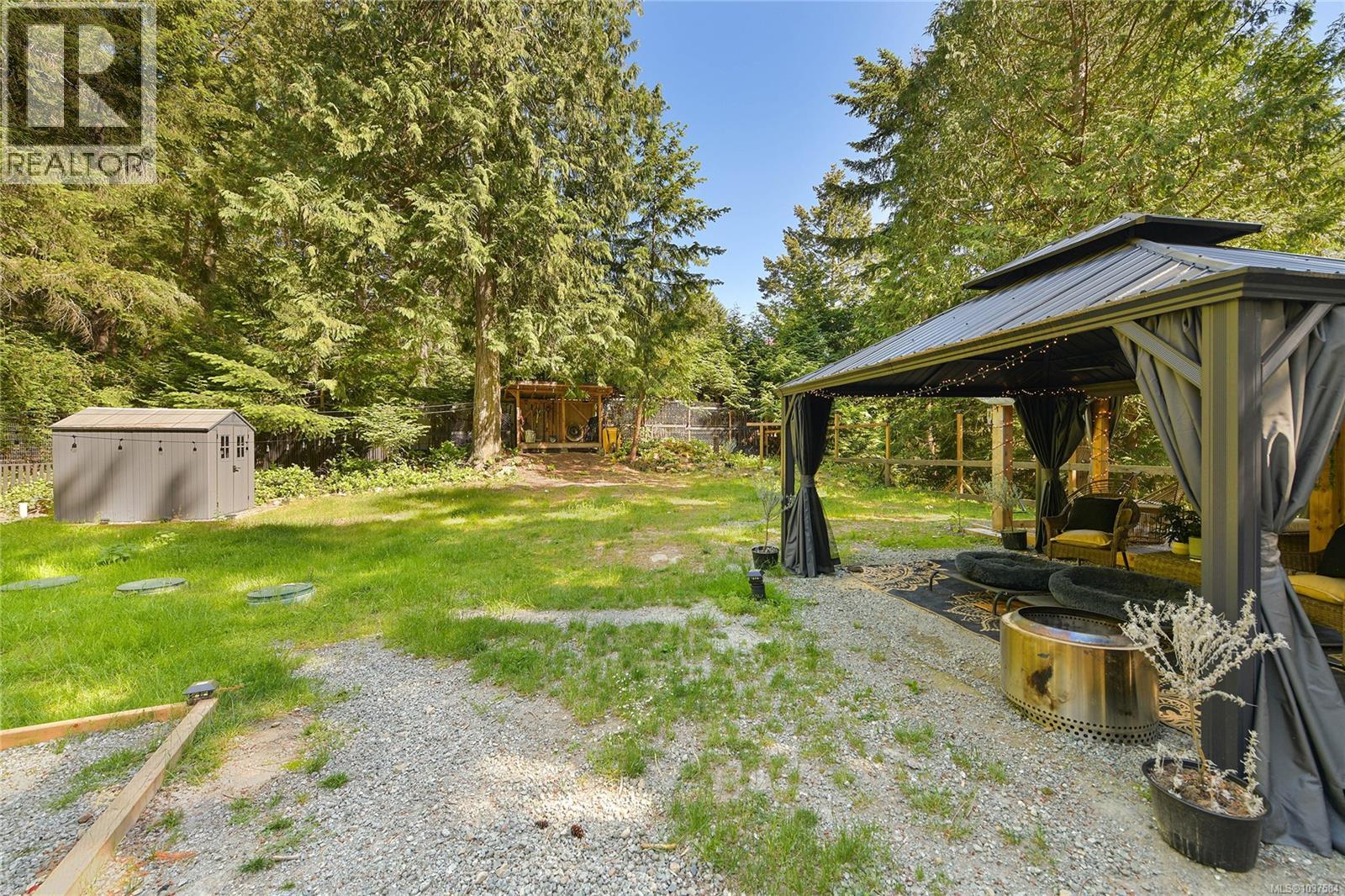  506 Bluff Way, Mayne Island