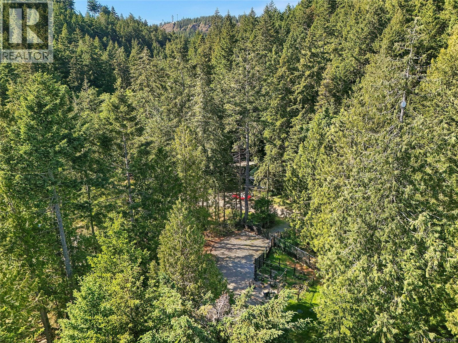  506 Bluff Way, Mayne Island