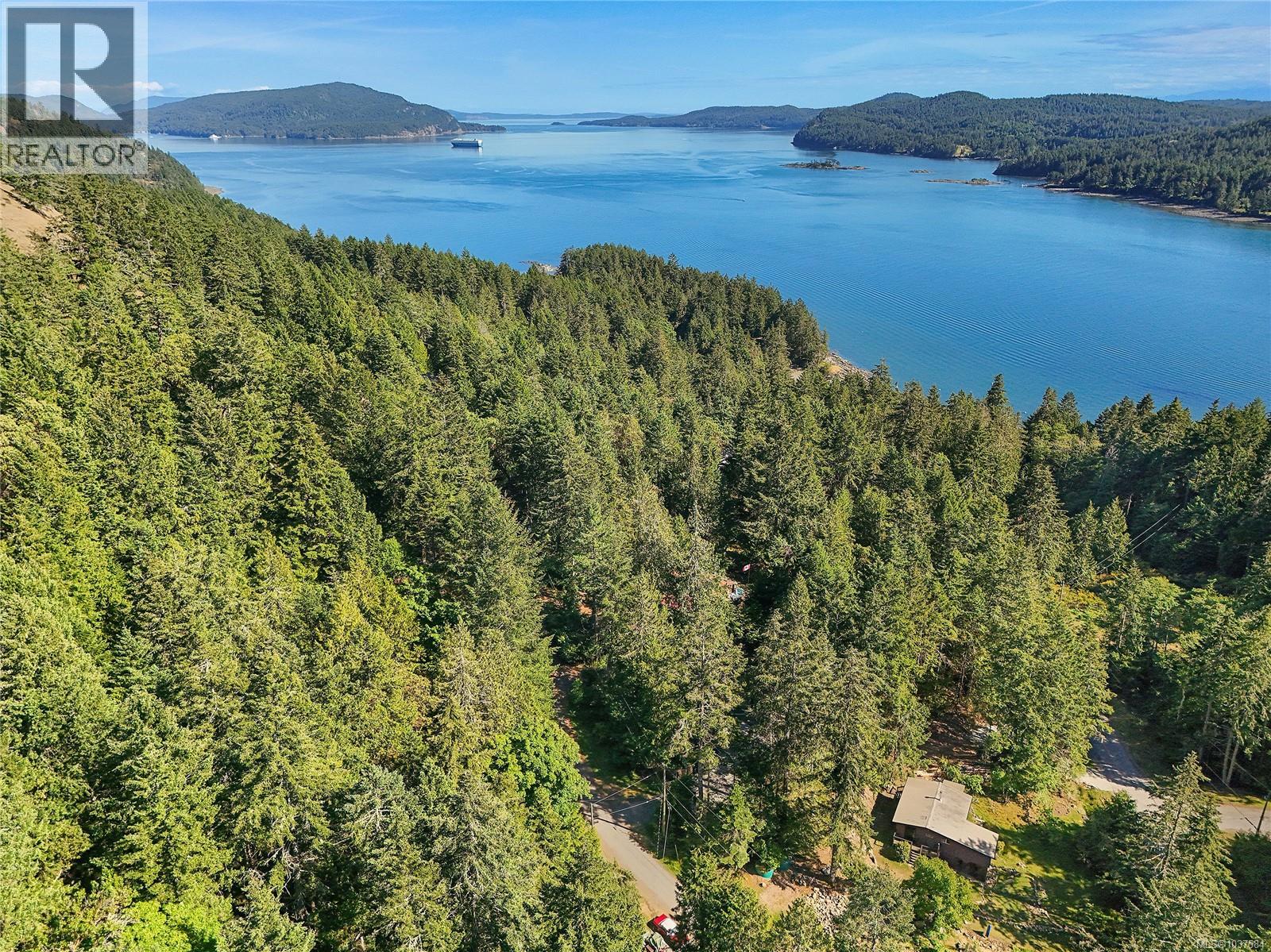  506 Bluff Way, Mayne Island