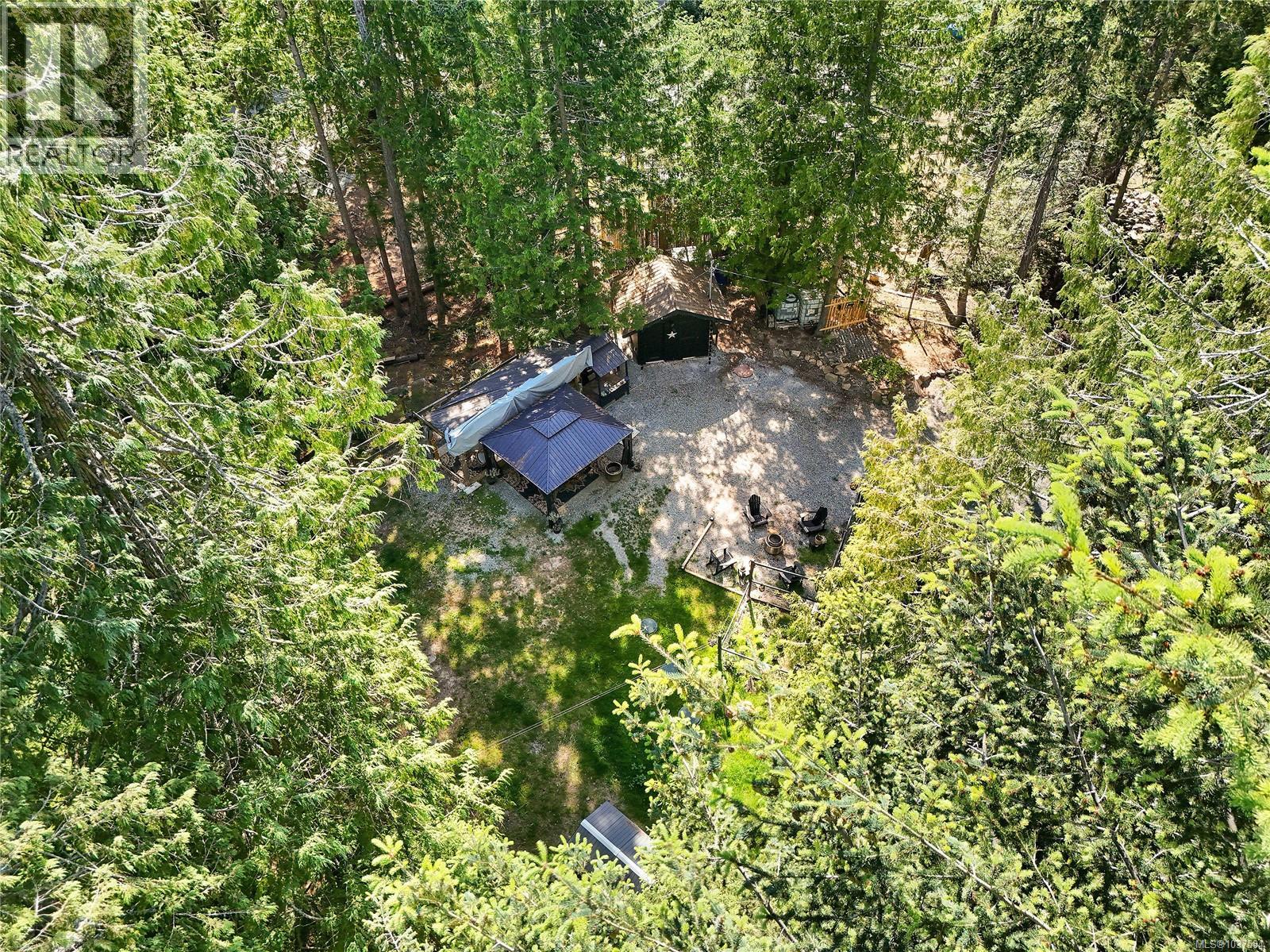  506 Bluff Way, Mayne Island