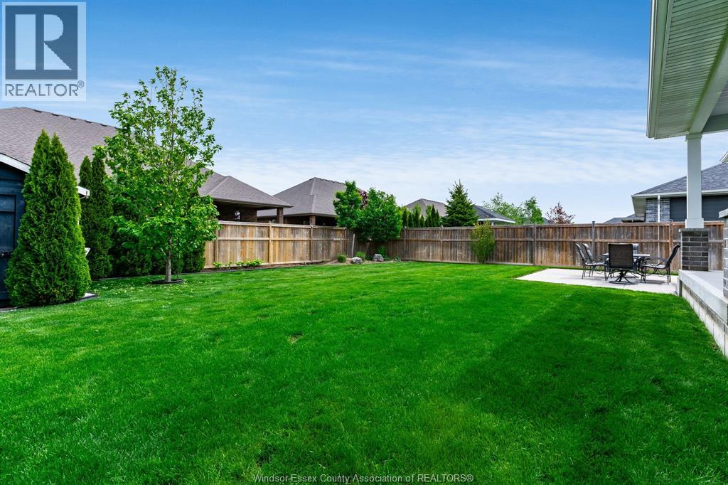 8 Wisteria LANE - 39