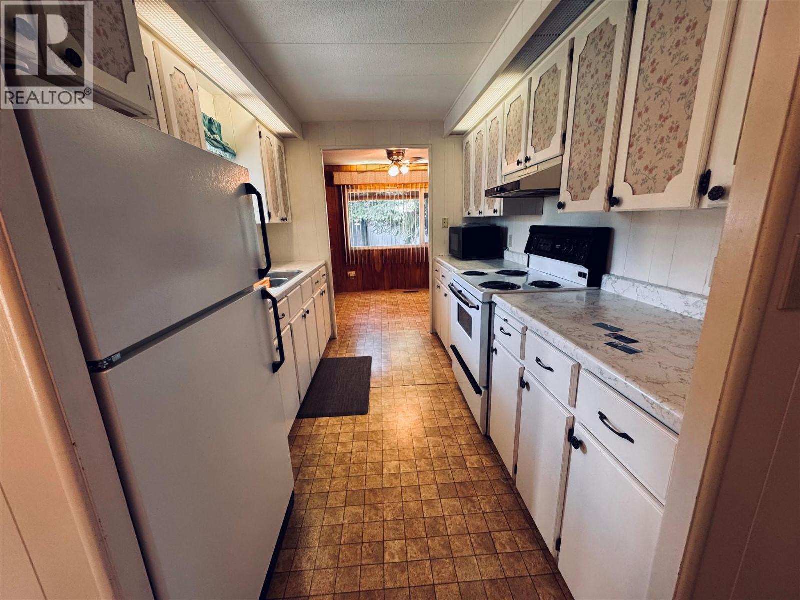 1564 68th Avenue, Grand Forks