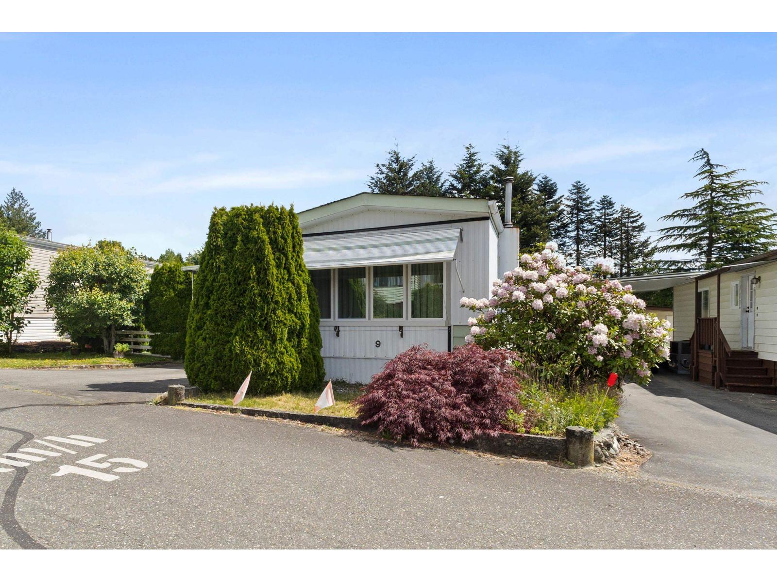9 27111 0 Avenue - main photo