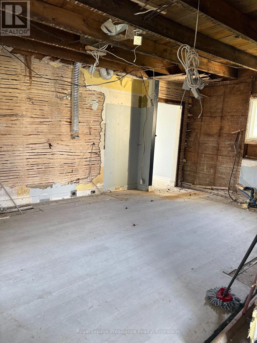303 BRIMLEY ROAD S - 6