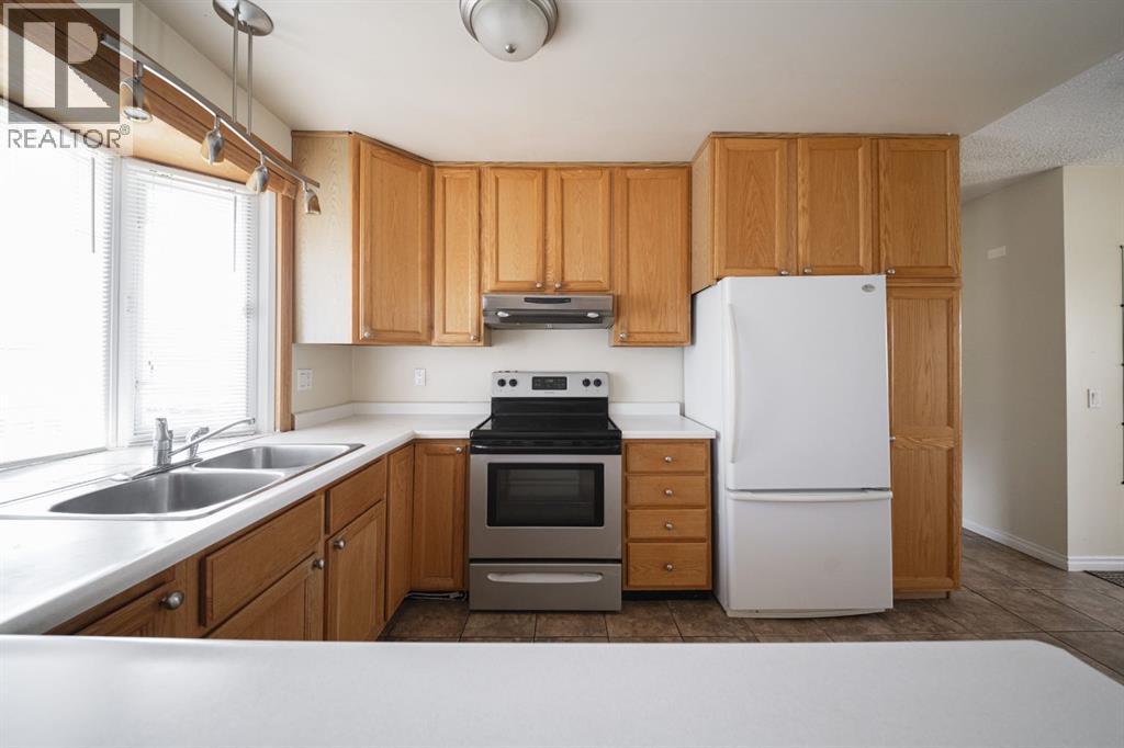 145 Hillcrest Drive - 11