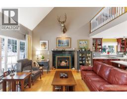 1820 Illecillewaet Road, Revelstoke, BC V0E2S0 Photo 17