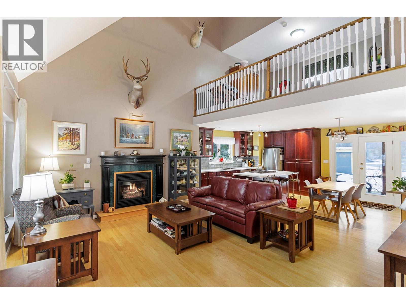 1820 Illecillewaet Road, Revelstoke