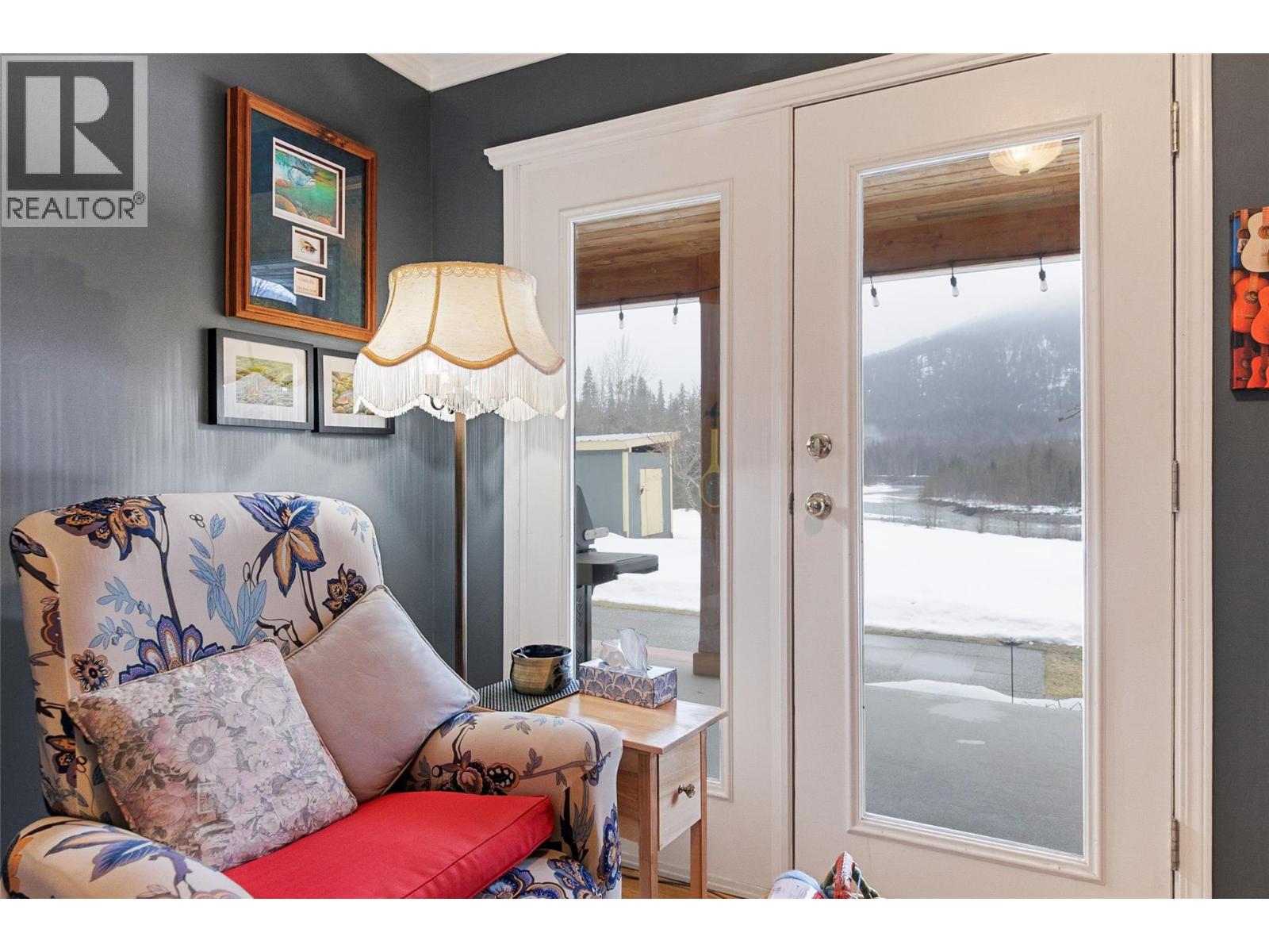1820 Illecillewaet Road, Revelstoke