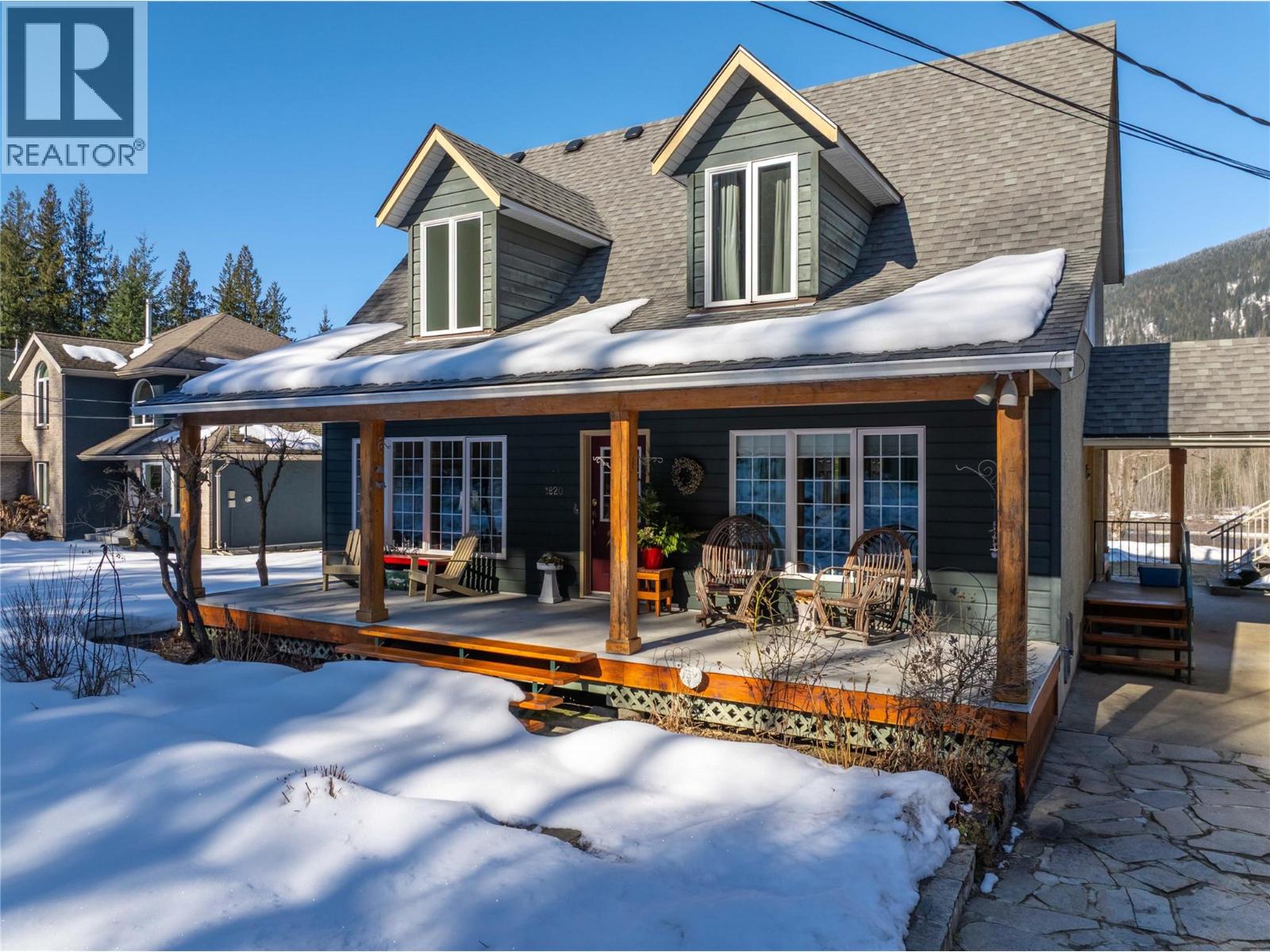 1820 Illecillewaet Road, Revelstoke
