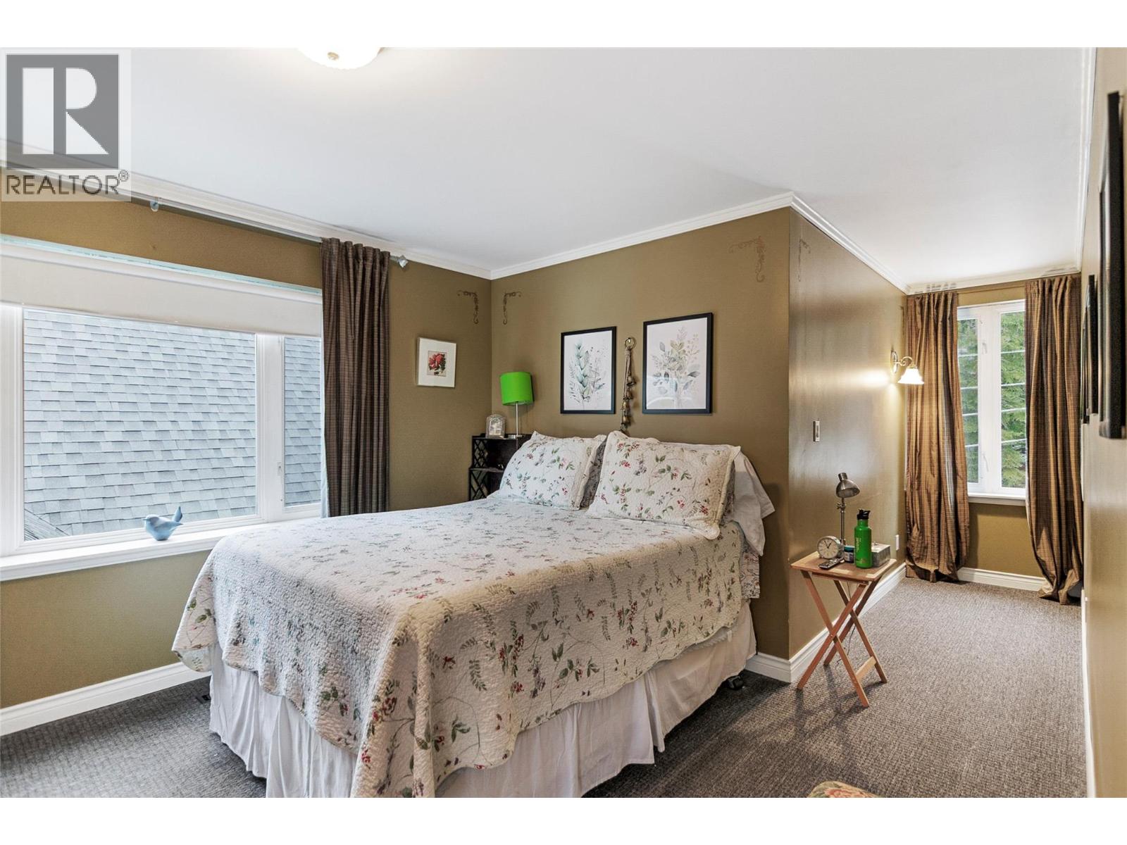 1820 Illecillewaet Road, Revelstoke