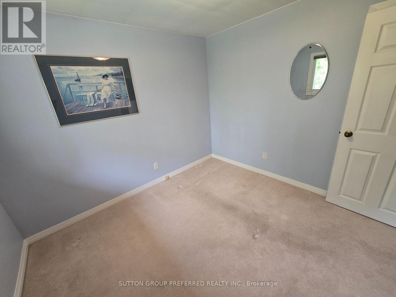 17 AGINCOURT PLACE - 22