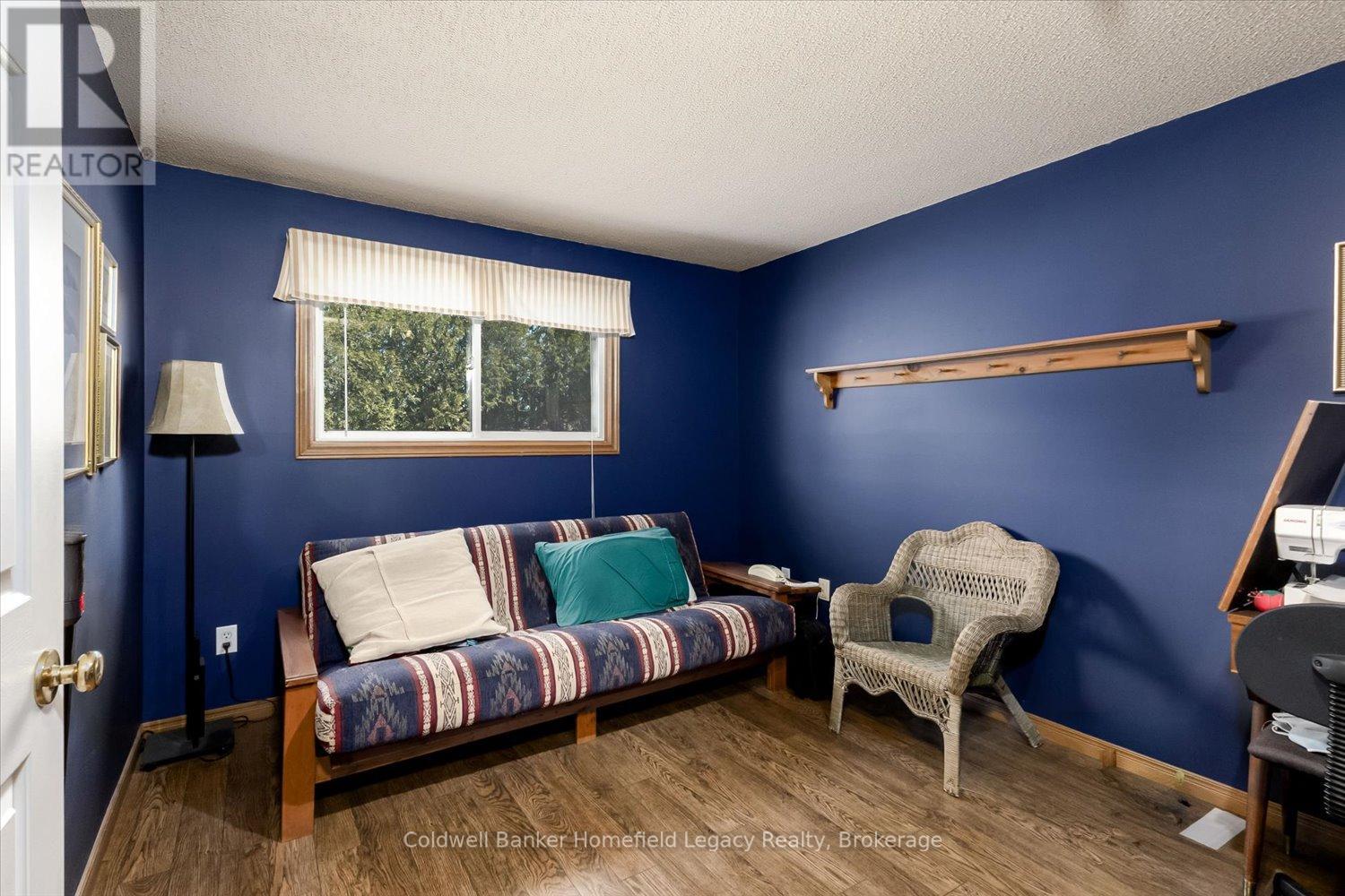19 MEADOWRIDGE DRIVE - 23