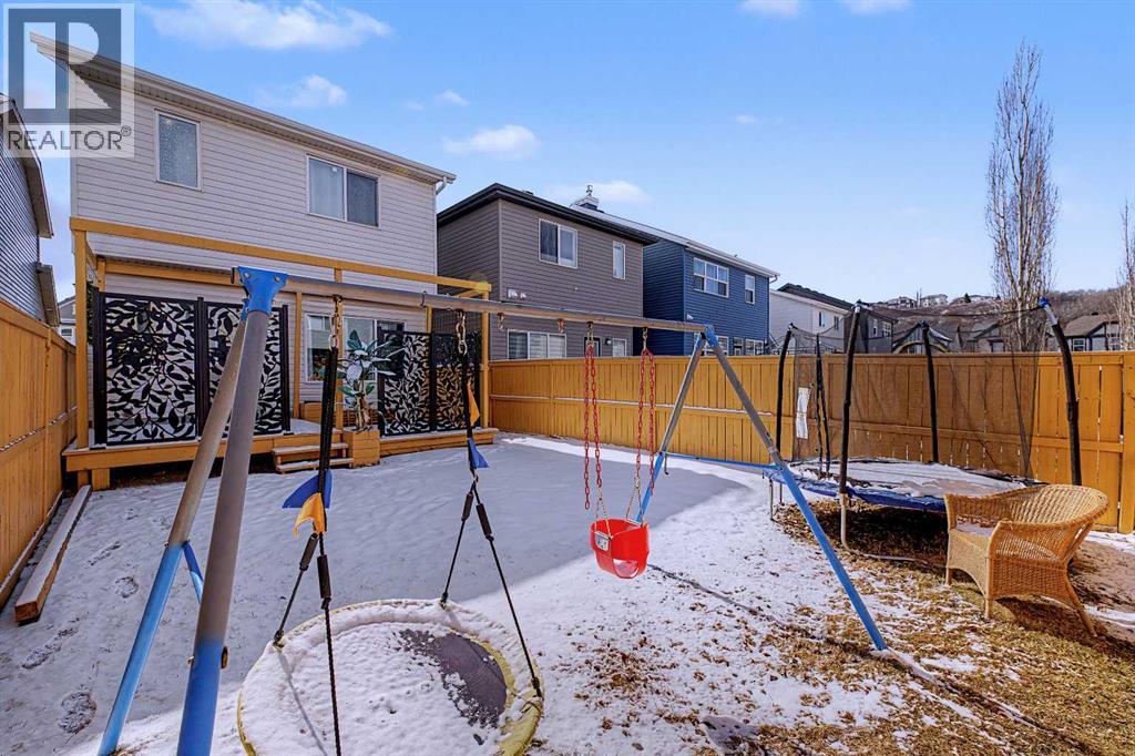 80 Chaparral Valley Crescent SE - 31
