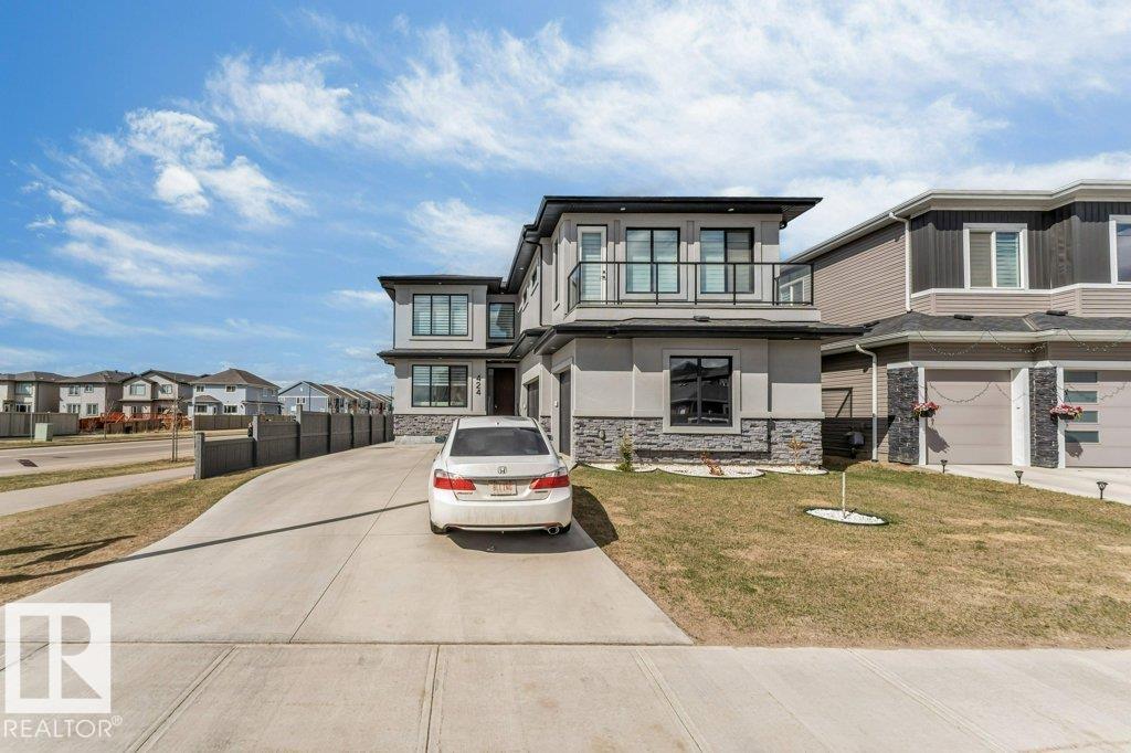 424 33 AV NW - Image 2