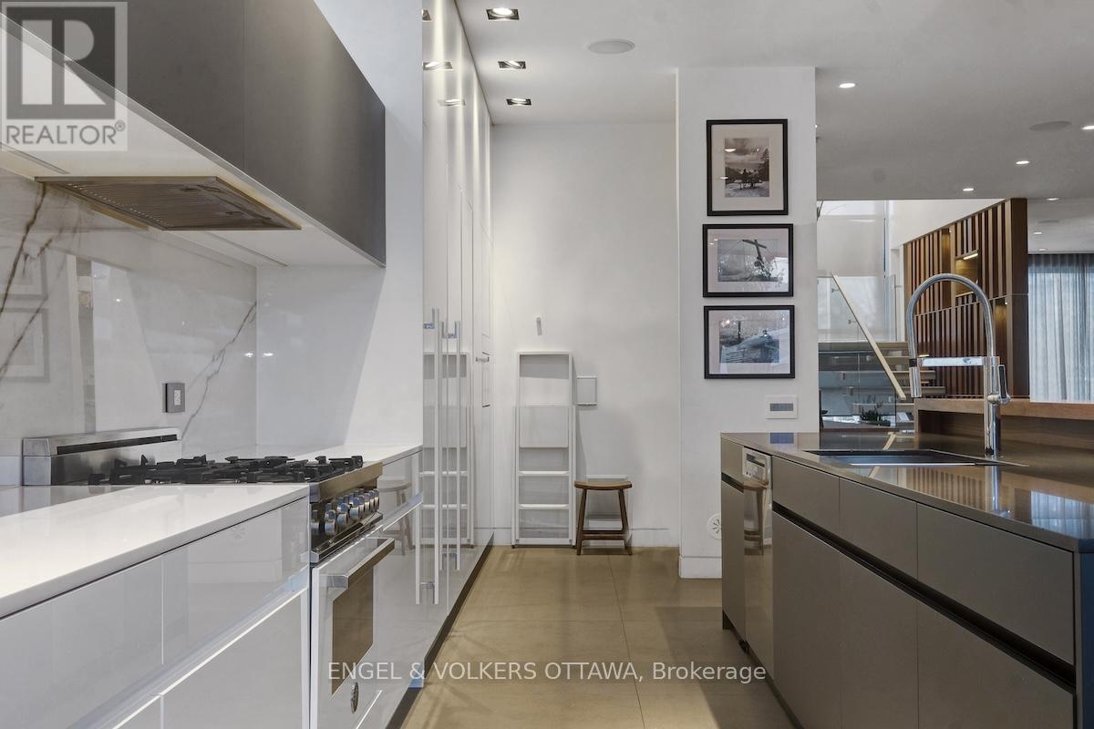 608 BYRON AVENUE - 21