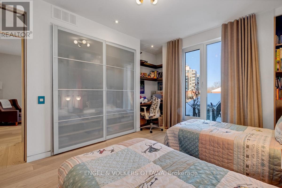 608 BYRON AVENUE - 39