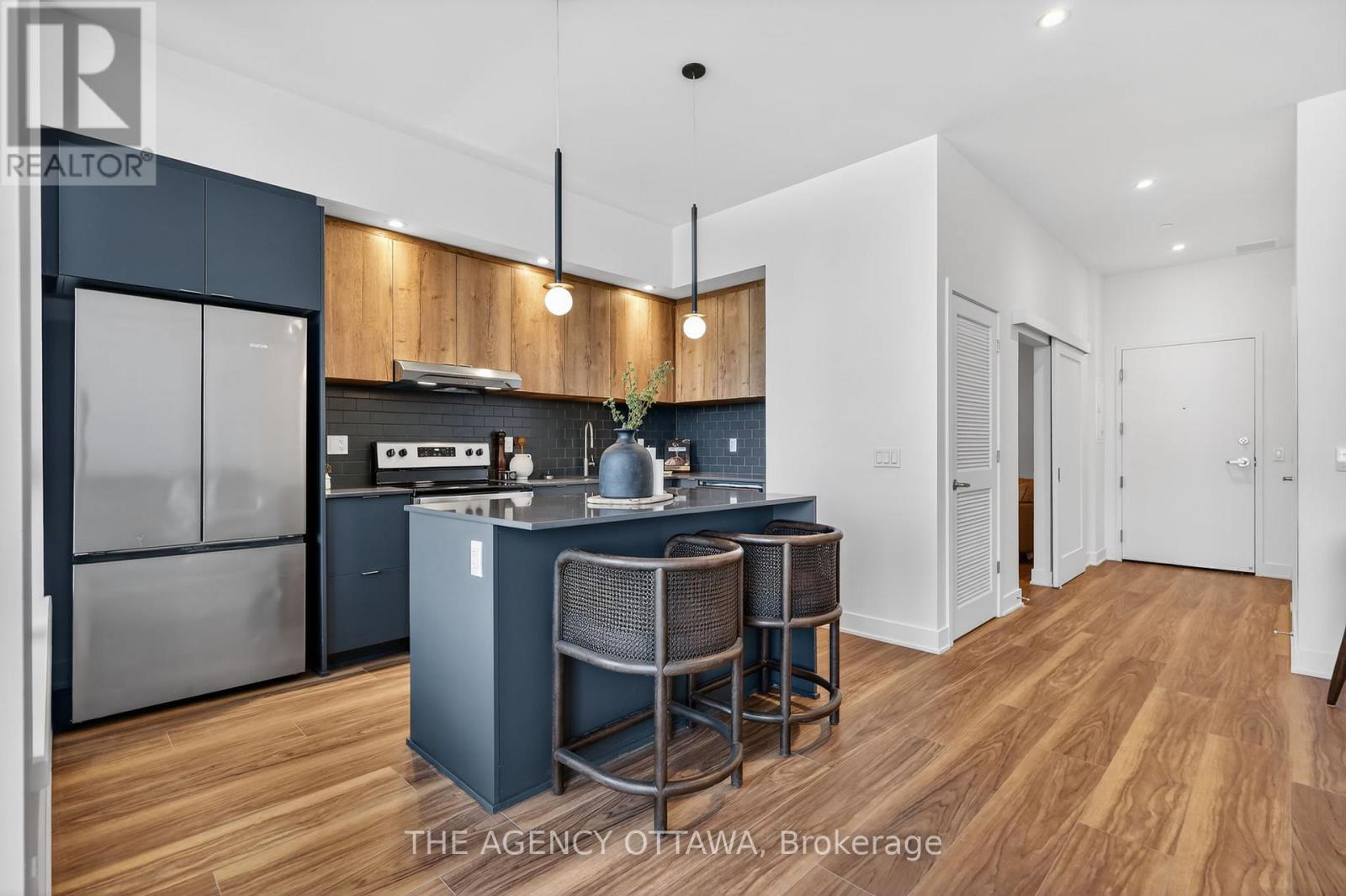#103 3071 RIVERSIDE DRIVE - 5