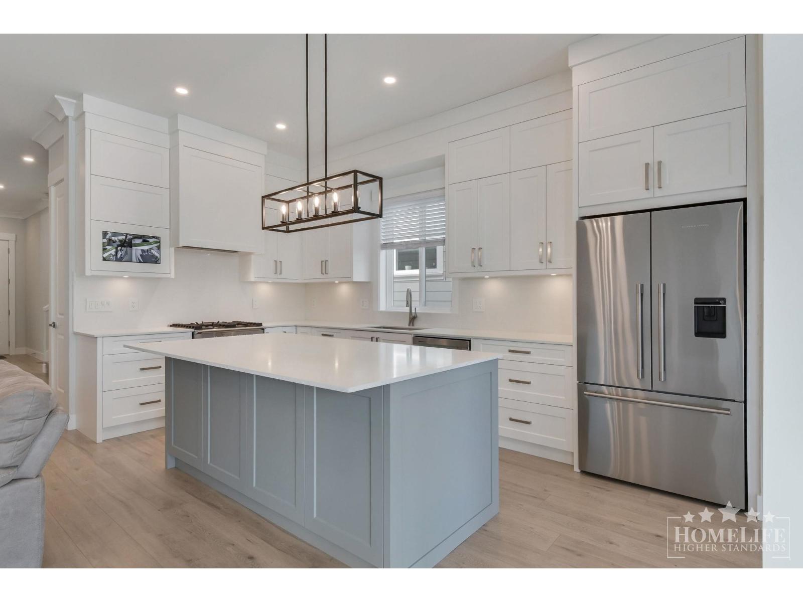 3 Bed, 3 Bath House for Rent in Surrey – Upper House 16707 25A AVENUE, Surrey – MLS# R3127625 - Image 16