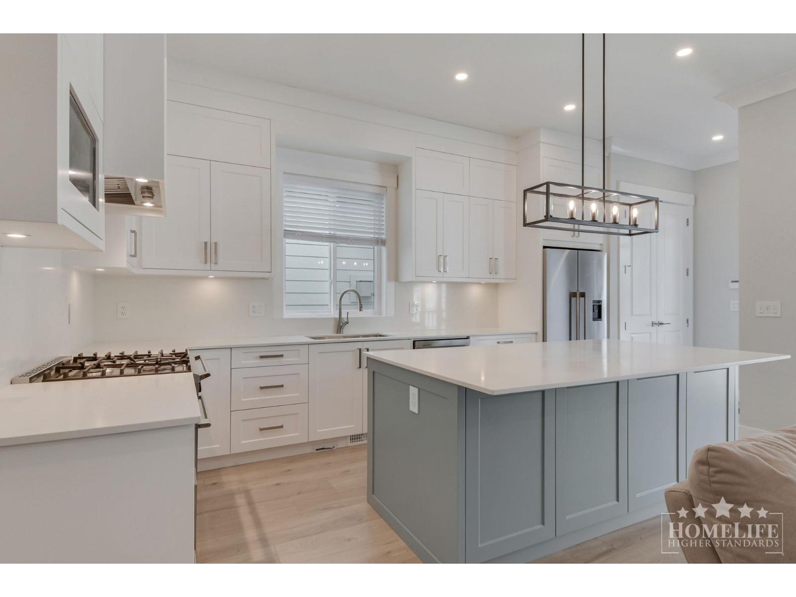 3 Bed, 3 Bath House for Rent in Surrey – Upper House 16707 25A AVENUE, Surrey – MLS# R3127625 - Image 17