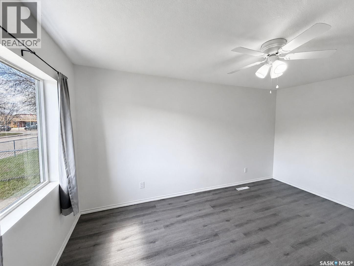 1338 18th STREET W - 4