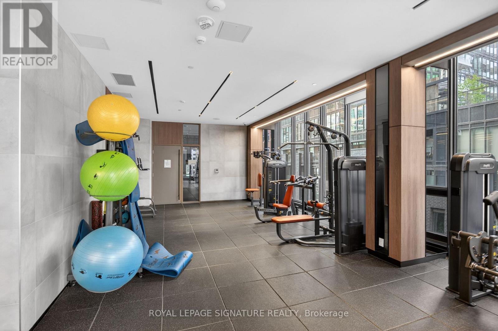#3310 55 MERCER STREET - 19