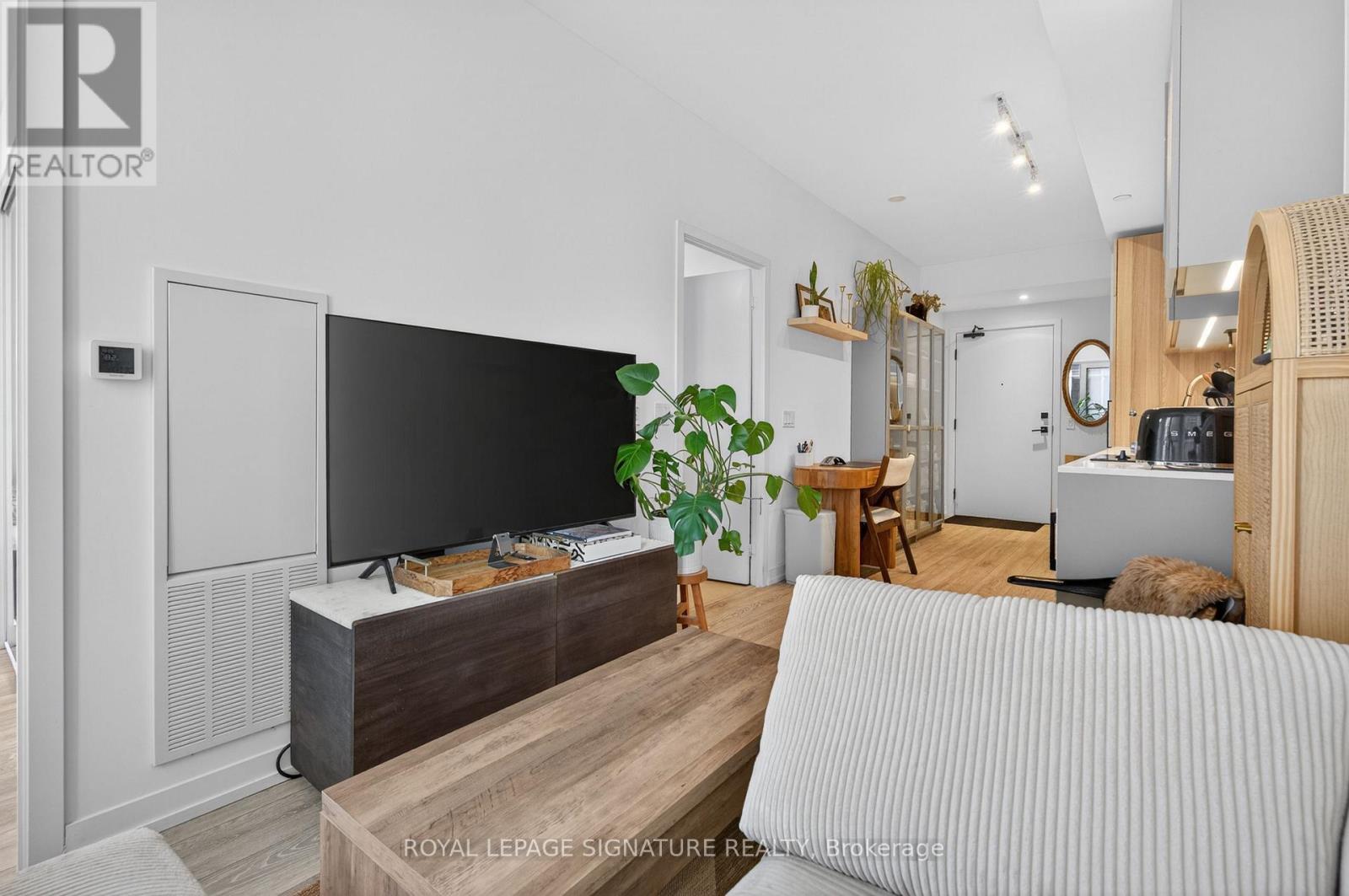 #3310 55 MERCER STREET - 8