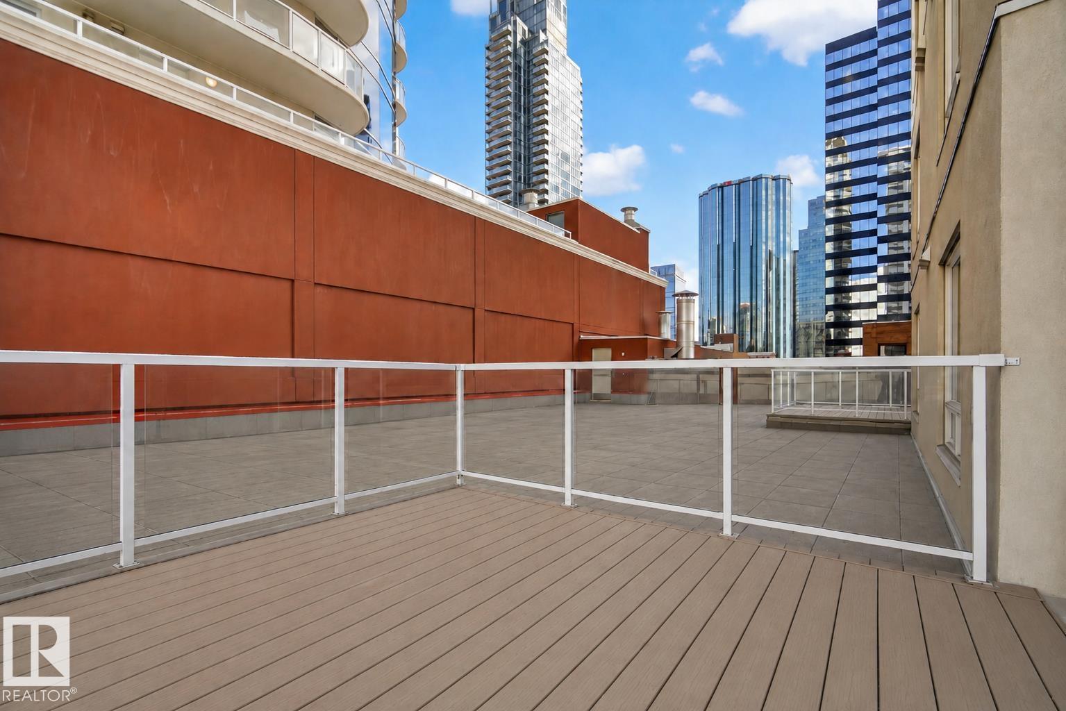 #501 10136 104 ST NW - 25