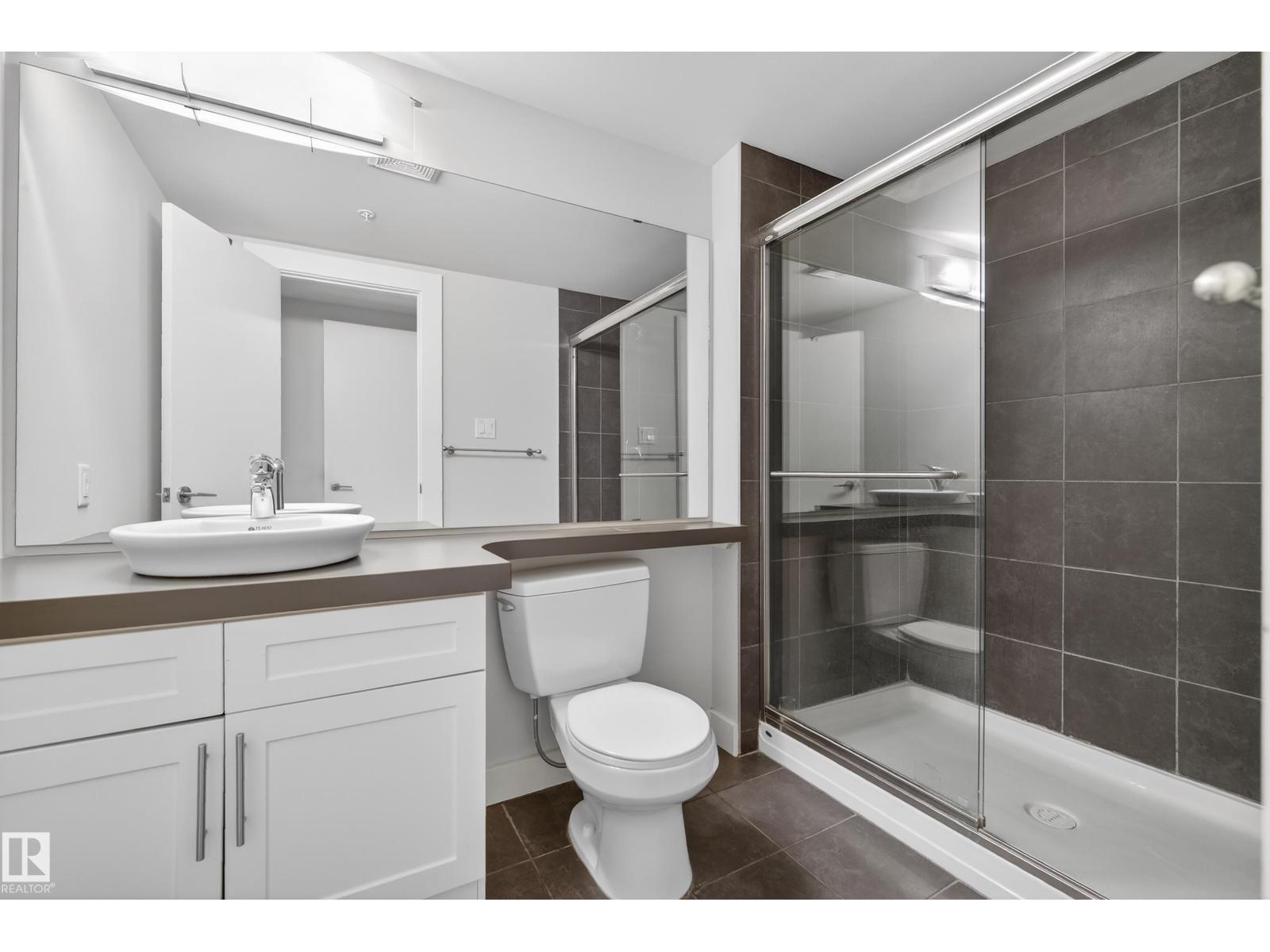 #501 10136 104 ST NW - 17