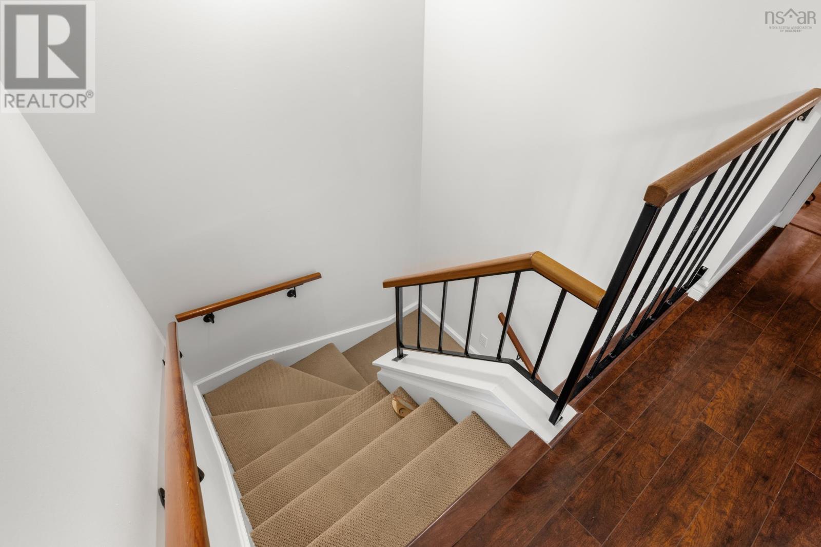21 Covington Way, Halifax Way - 18