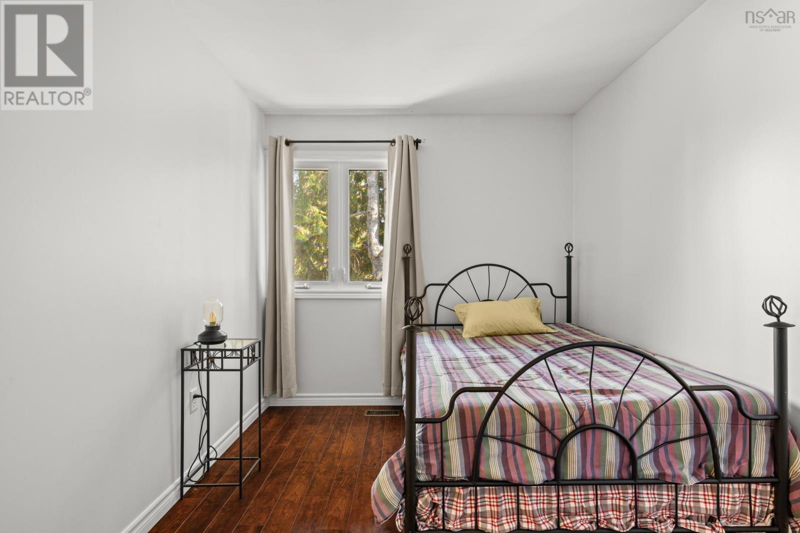 21 Covington Way, Halifax Way - 23