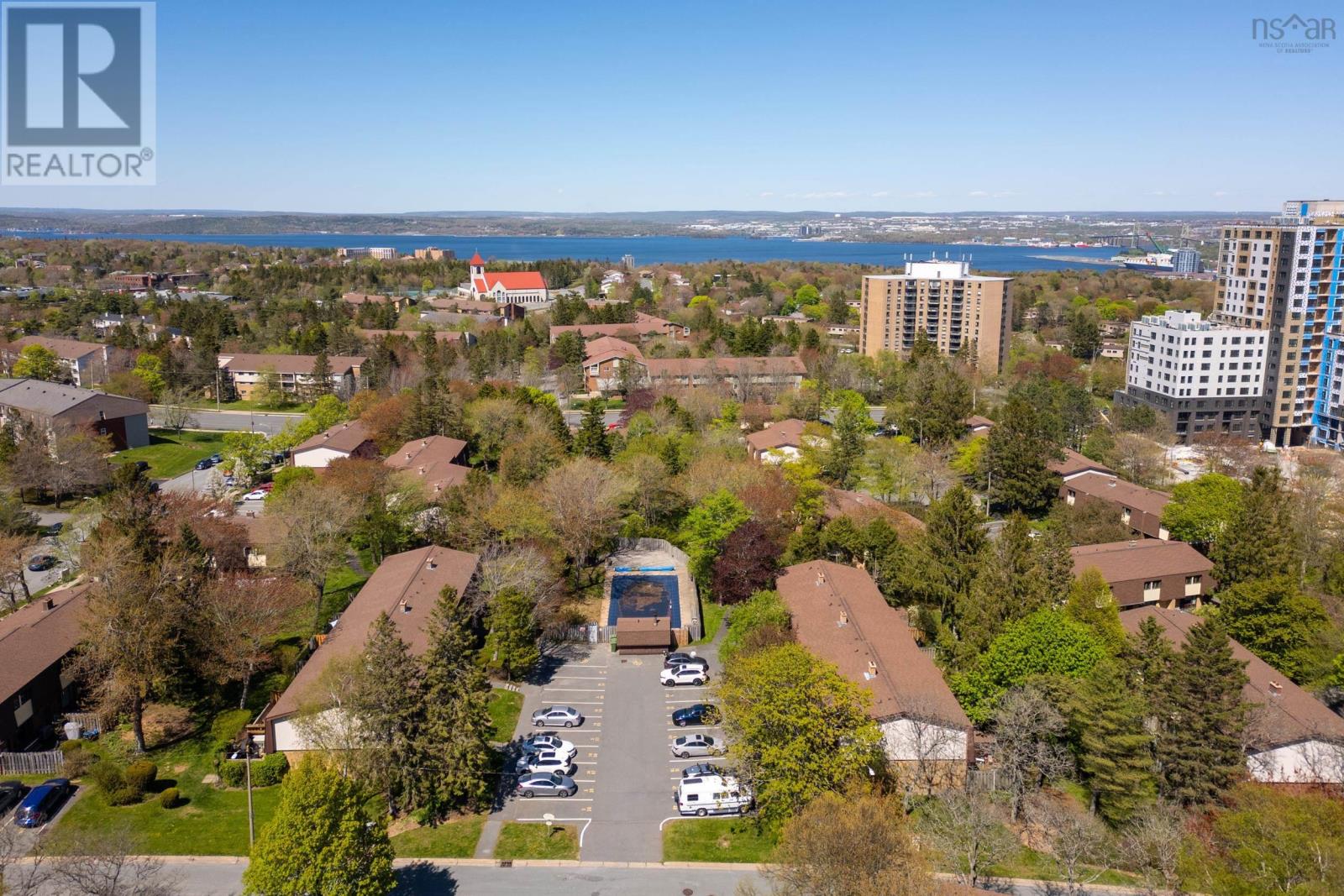21 Covington Way, Halifax Way - 34