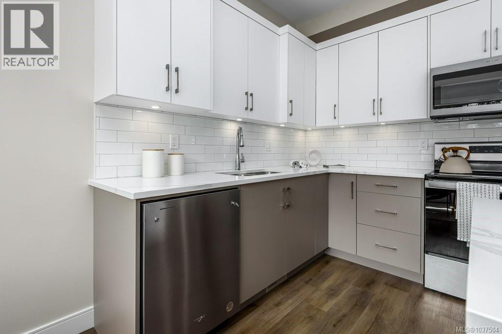 #121 2580 Brookfield Dr - 13