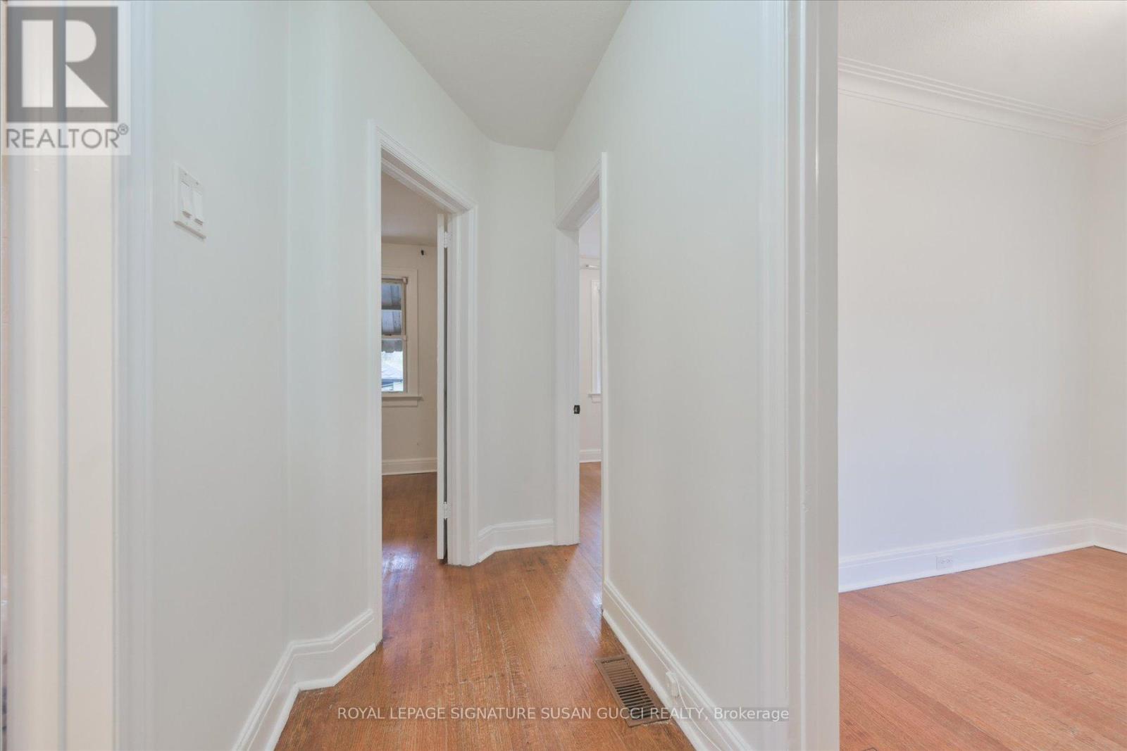 388 O'CONNOR DRIVE - 11