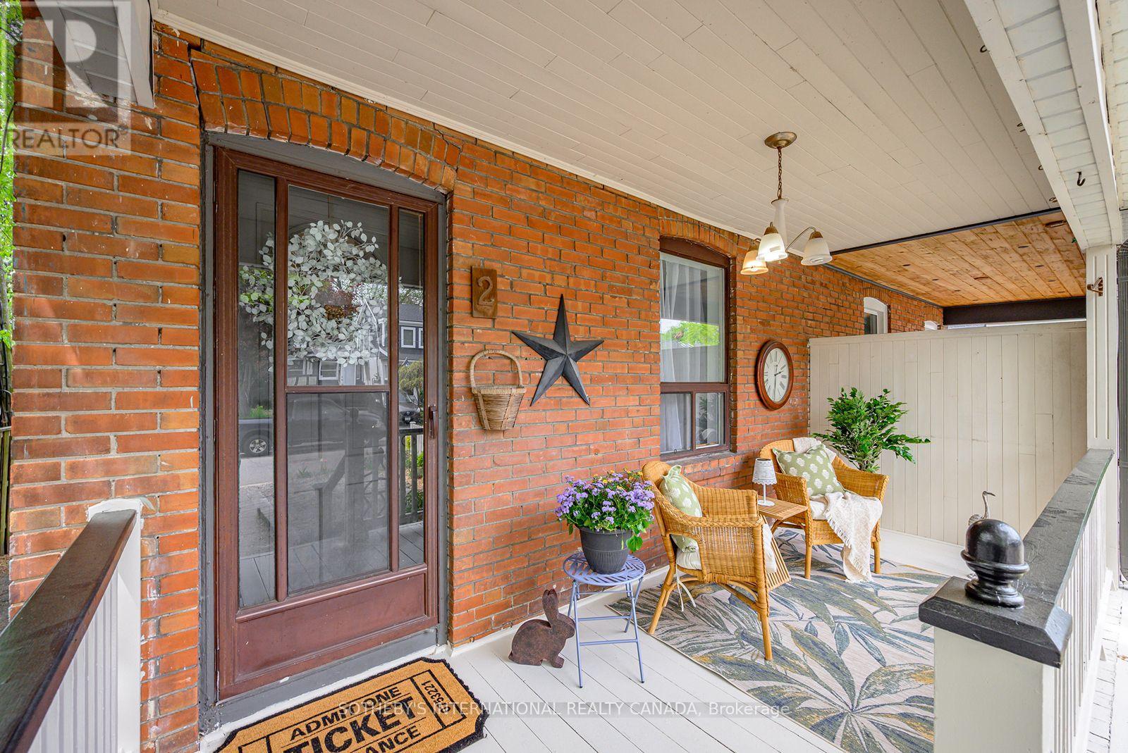 2 WINSTON AVENUE - 12