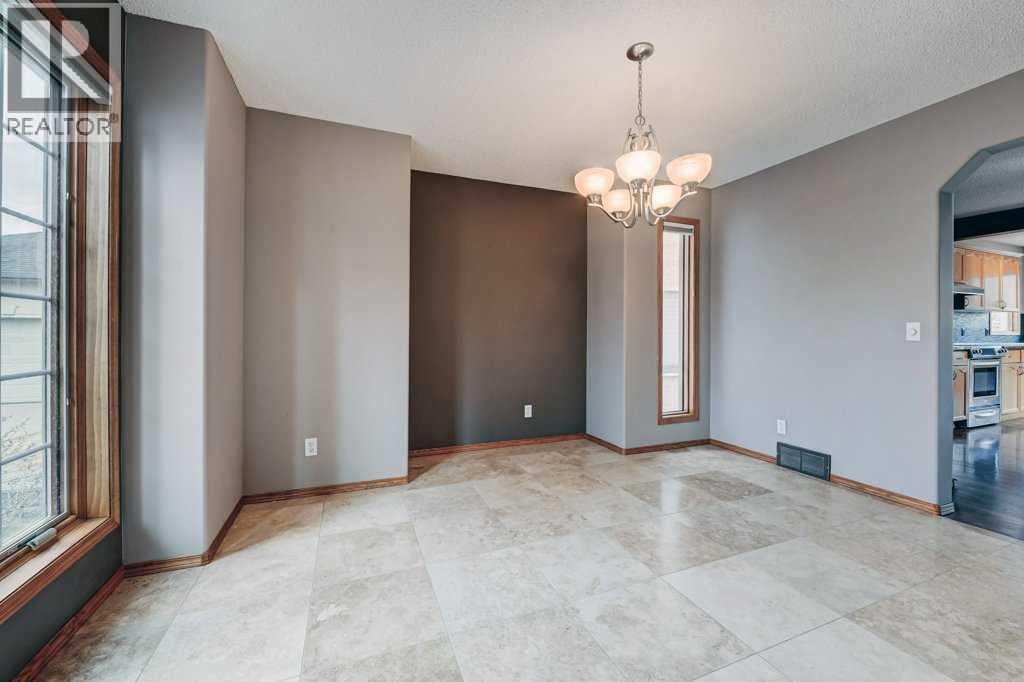 91 Valley Ridge Green NW - 13