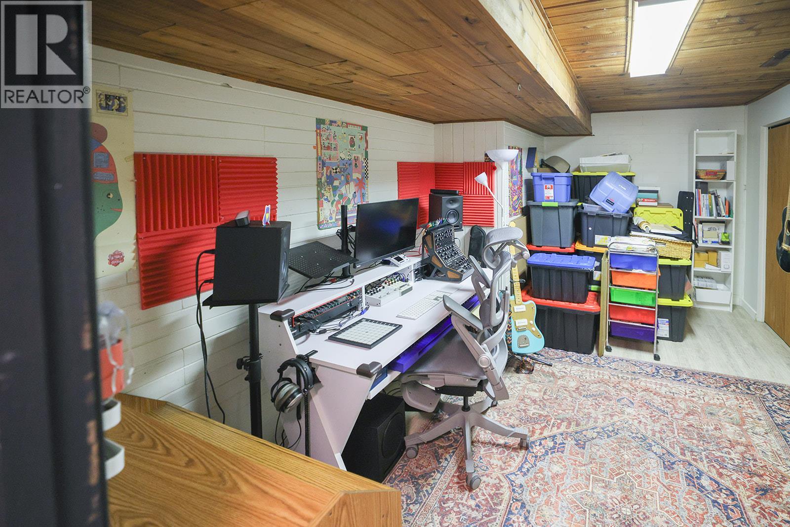 7089 Longacre Drive - 32