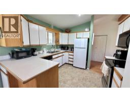 816 Division Street, Midway, BC V0H1M0 Photo 32