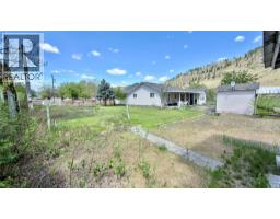 816 Division Street, Midway, BC V0H1M0 Photo 16