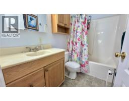 816 Division Street, Midway, BC V0H1M0 Photo 38