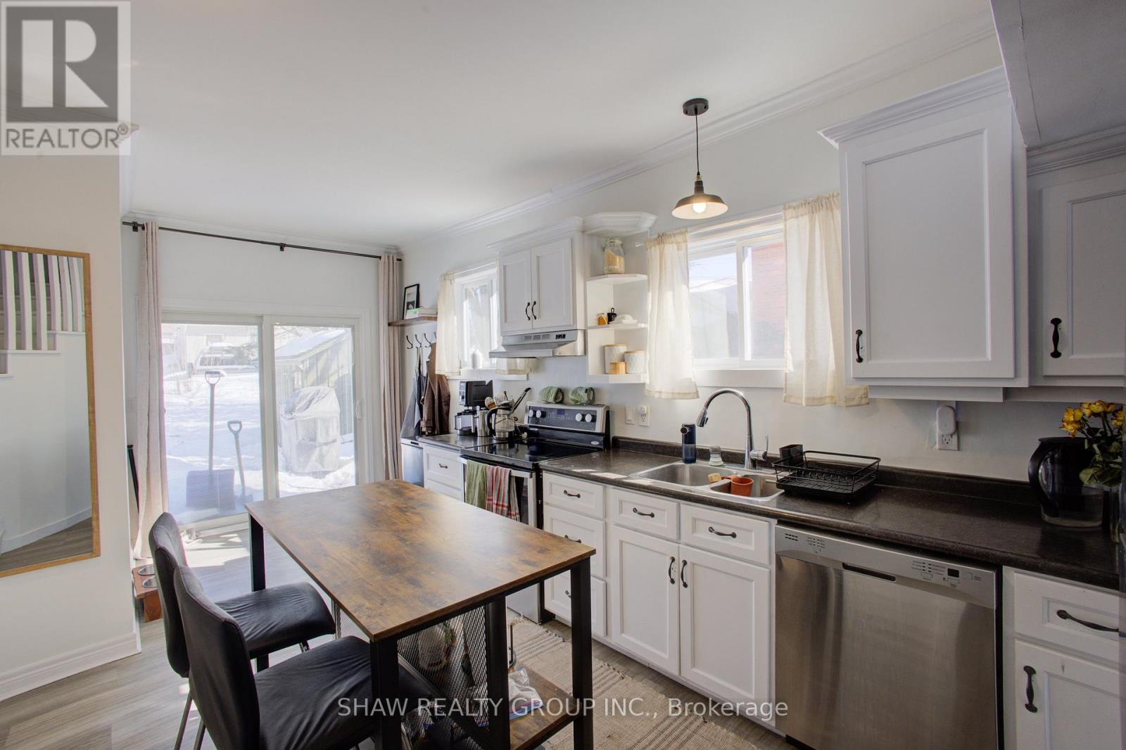 101 JOHN STREET - 11