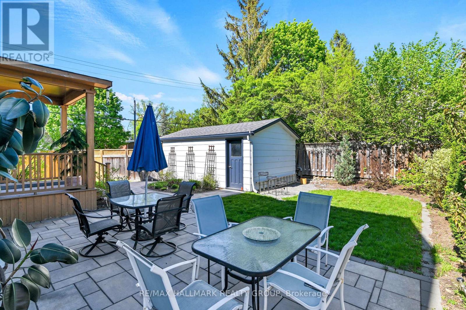401 RICHARDSON AVENUE - 34