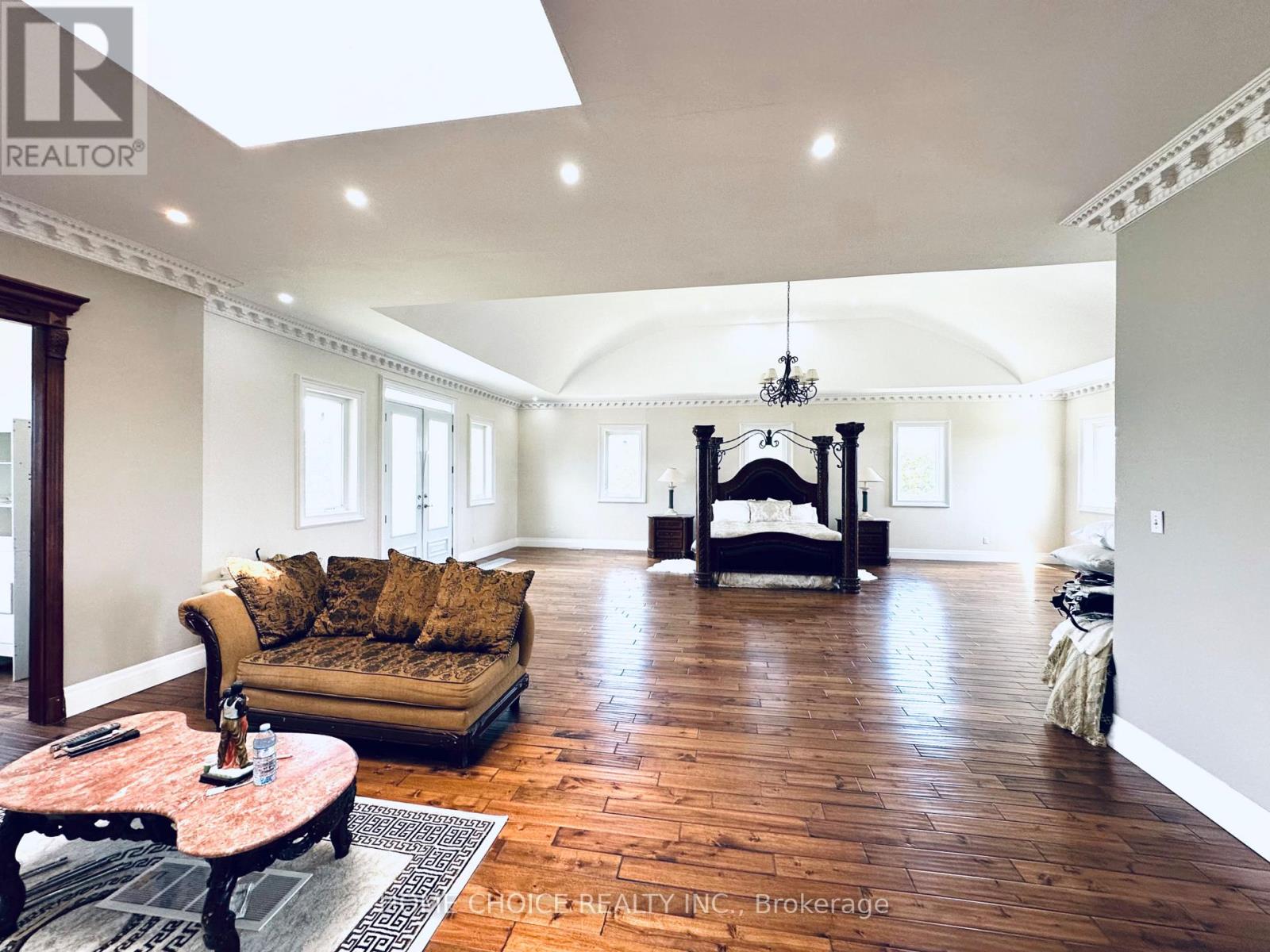 3 STANLEY CARBERRY DRIVE - 23