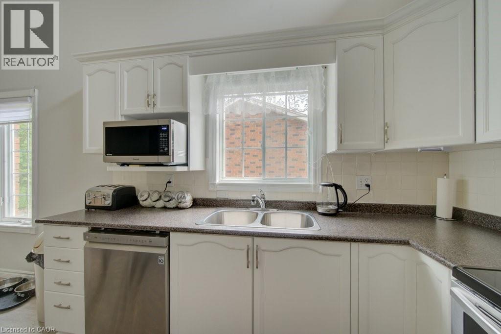 58D HARRIS Avenue - 15