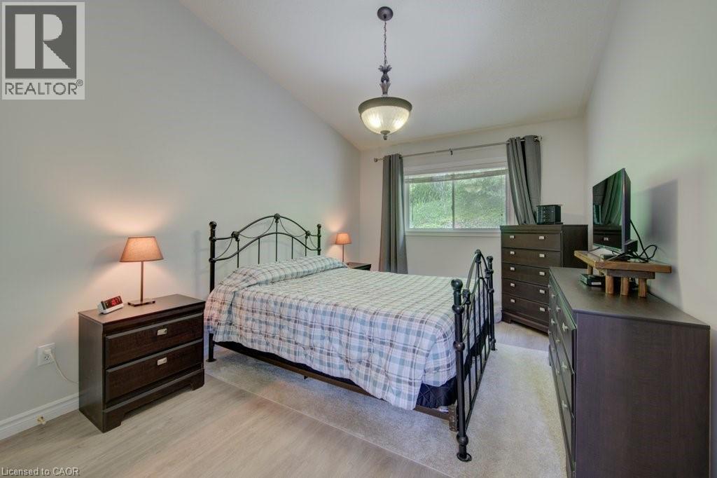 58D HARRIS Avenue - 26