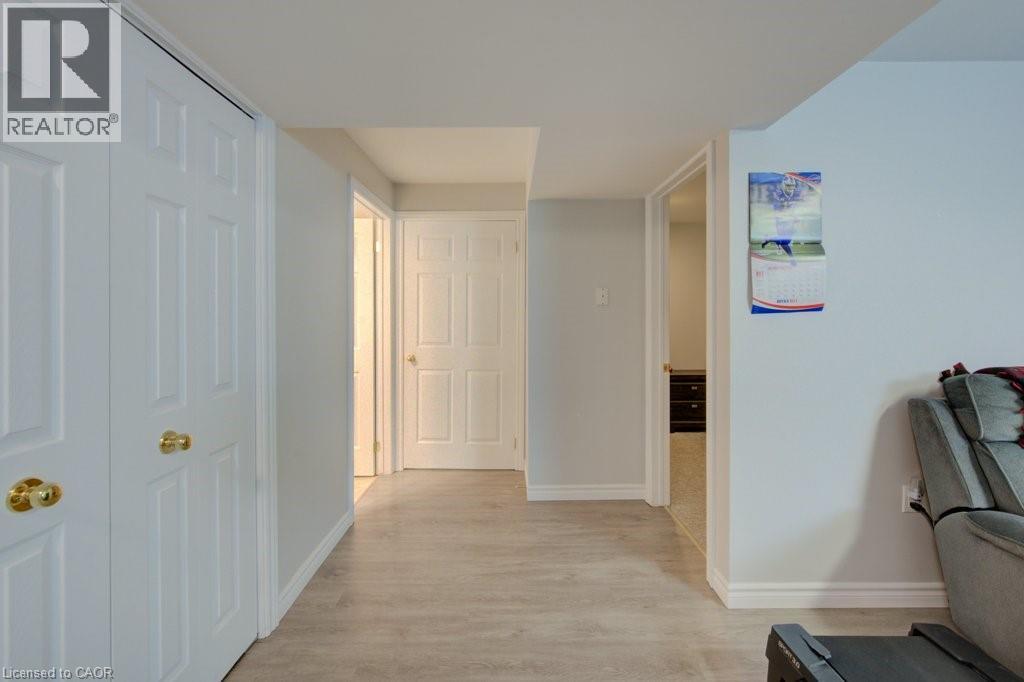 58D HARRIS Avenue - 32