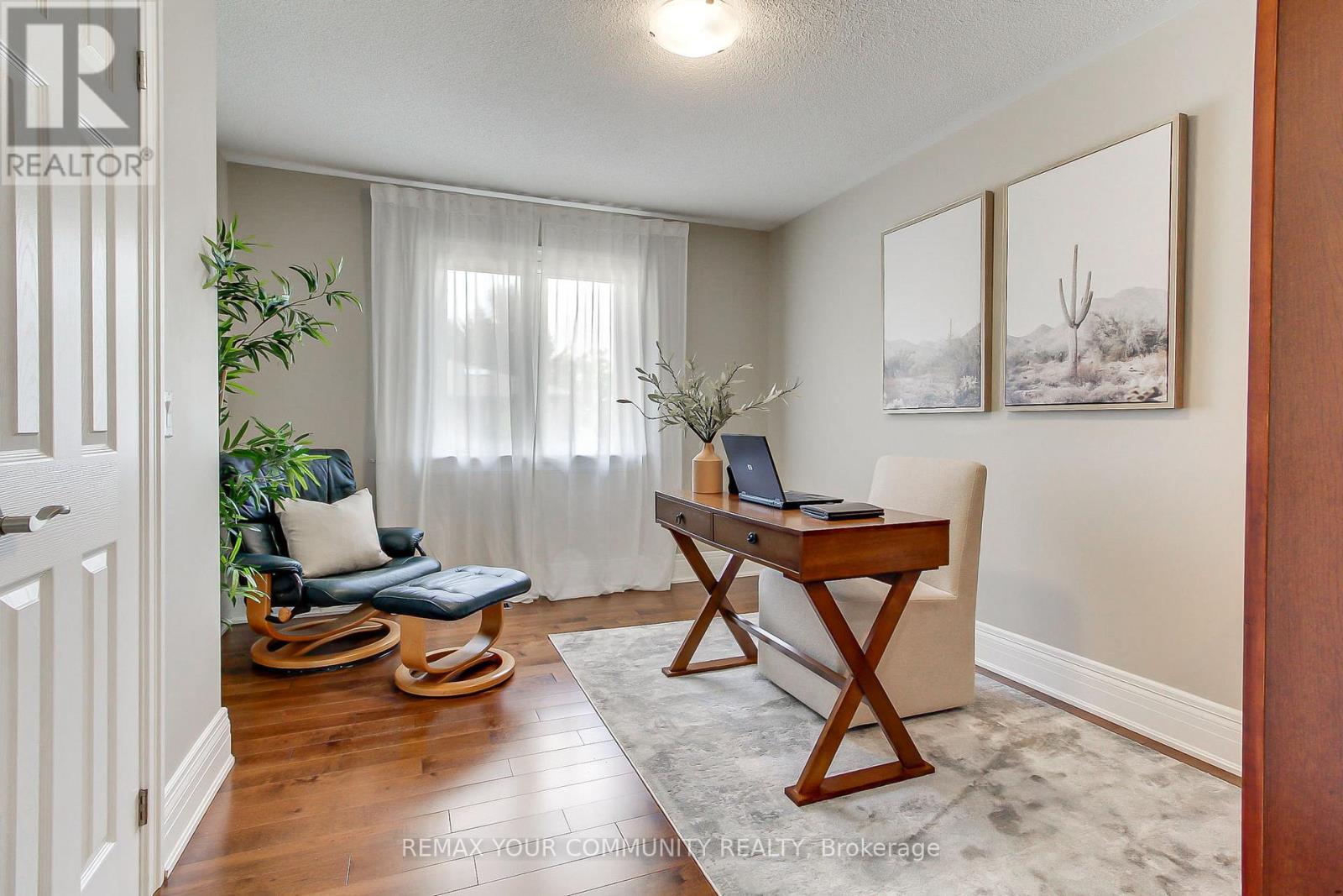 #5 23 REDDINGTON DRIVE - 31