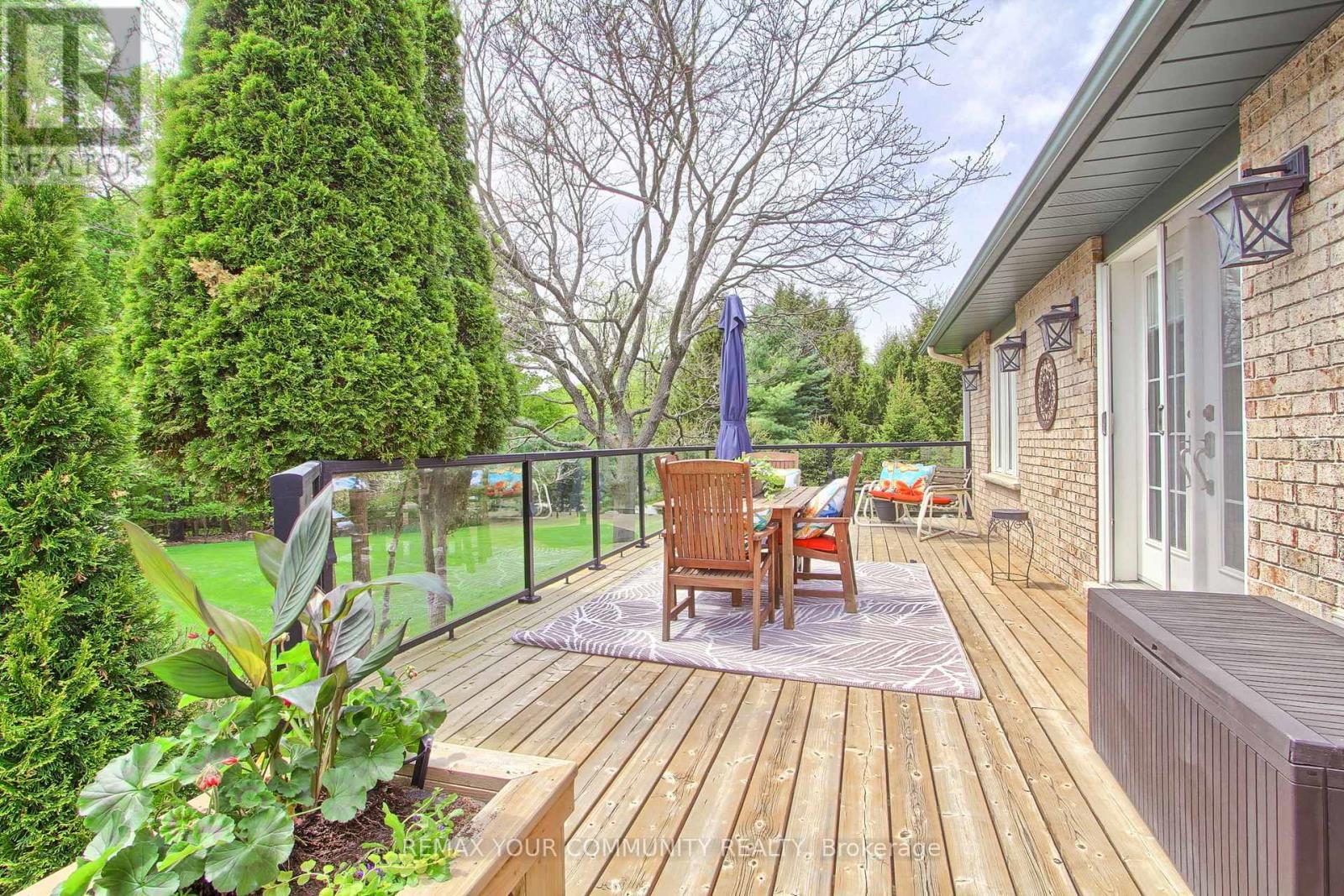 #5 23 REDDINGTON DRIVE - 46