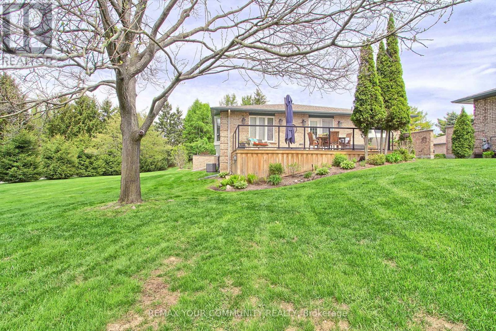 #5 23 REDDINGTON DRIVE - 49